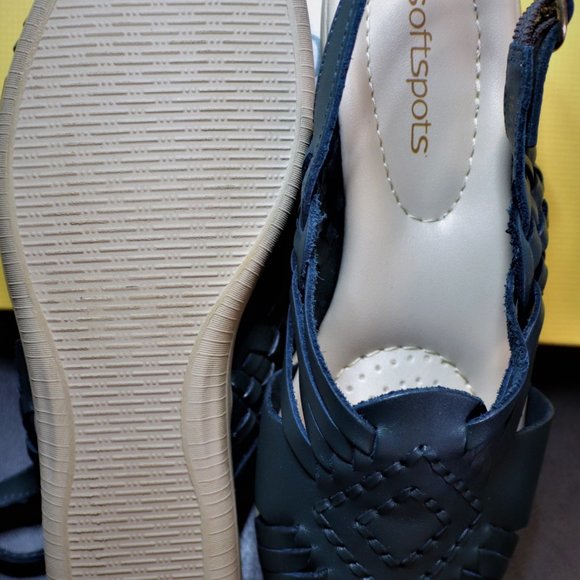 SOFTSPOTS WOMEN'S TELA SLING SANDALS NAVY 8D (W) - Picture 2 of 5